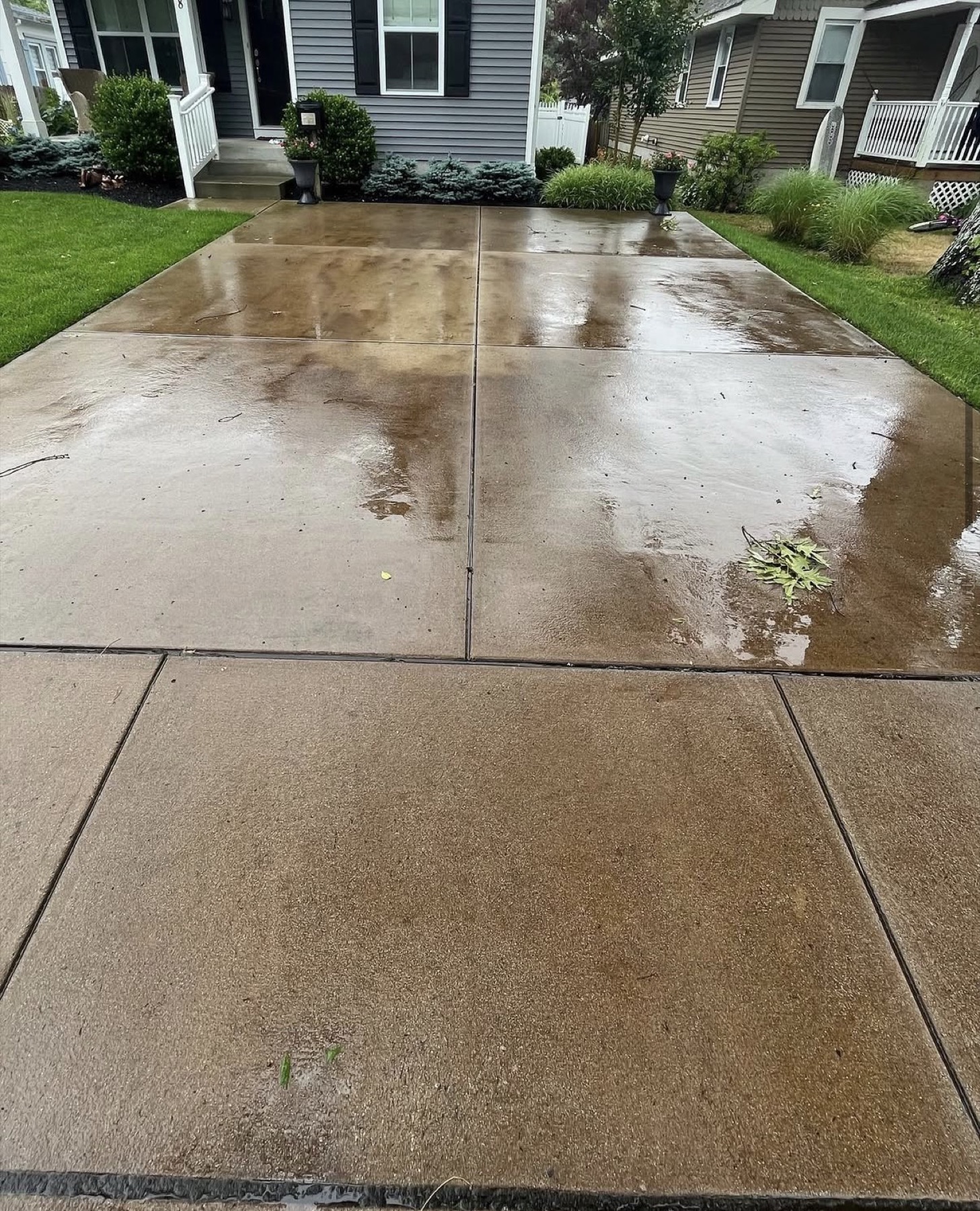 Queens exterior before power washing